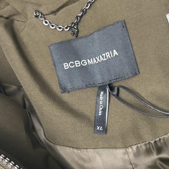 BCBG MAXAZRIA COAT - Picture 13 of 16
